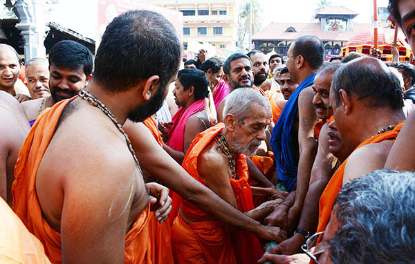 ಉಡುಪಿ: ಸಂಭ್ರಮದ ಚೂರ್ಣೋತ್ಸವ
